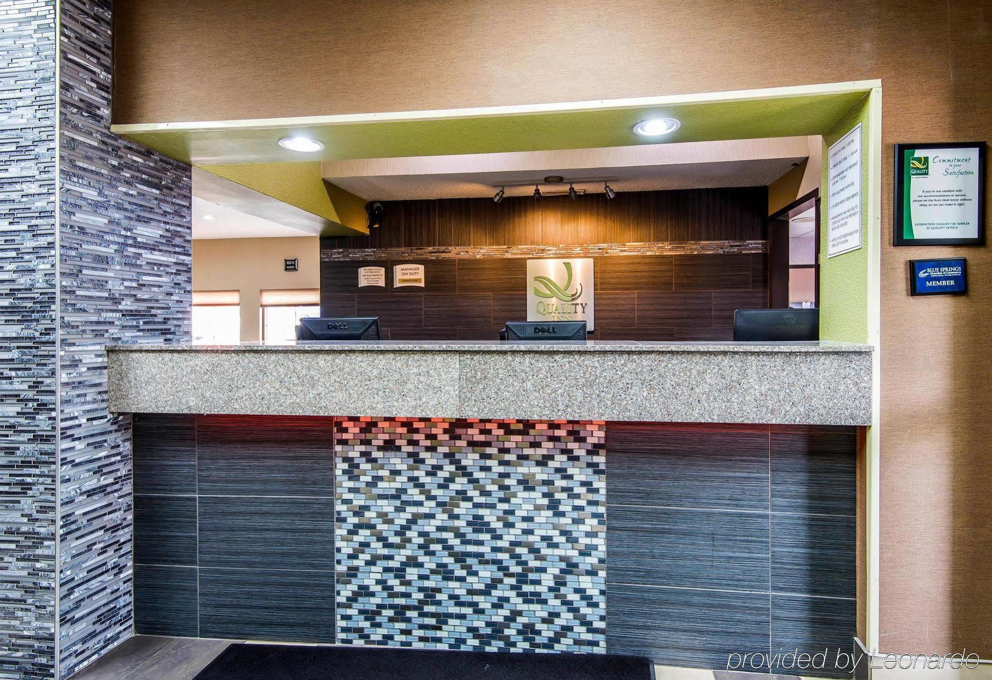 Surestay Plus Hotel By Best Western Blue Springs Exterior foto