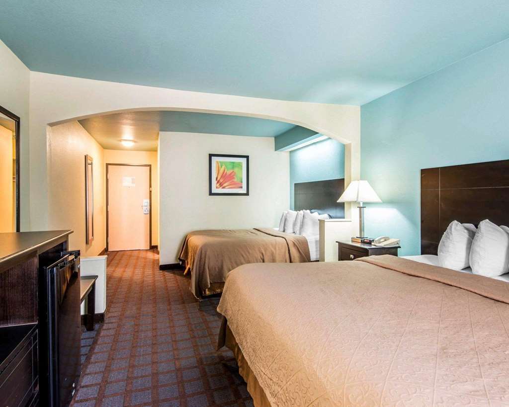 Surestay Plus Hotel By Best Western Blue Springs Habitación foto